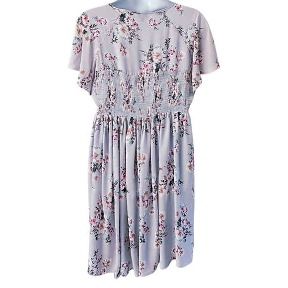 TORRID Plus Size Floral Lilac Smocked Front Tie Challis Skater Dress Size 3X - Picture 7 of 13